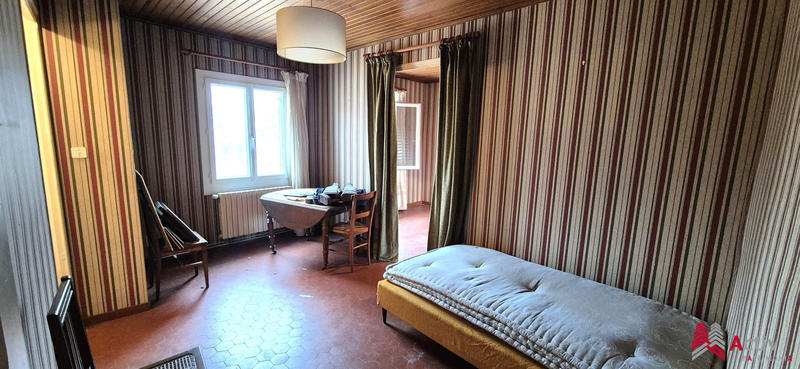 Maison - 158 m² - 6 pièces