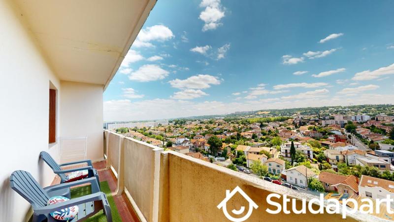 Chambre - 11 m² - 1 pièce