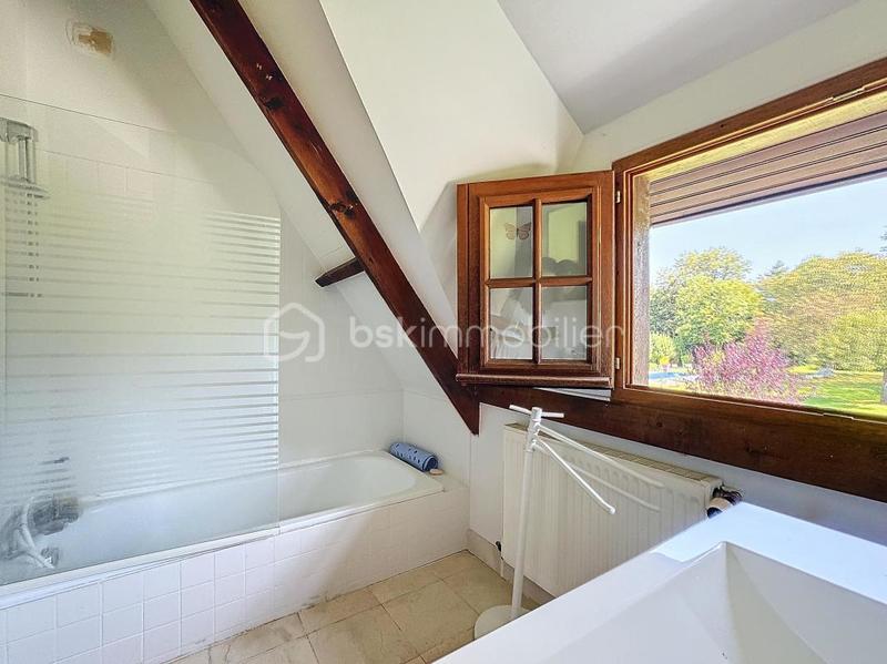 Propriété - 129 m² - 6 pièces