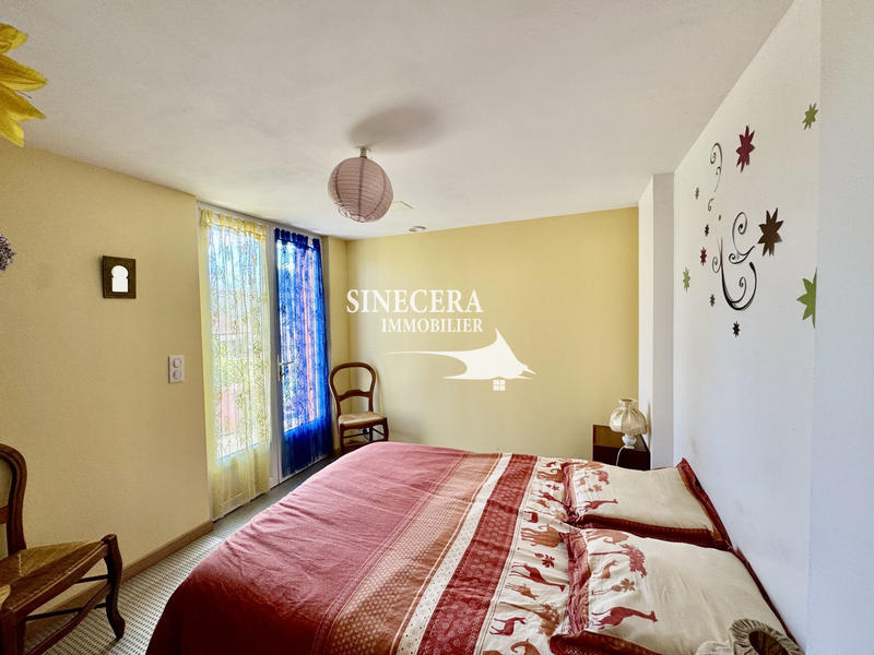 Maison - 200 m² - 10 pièces