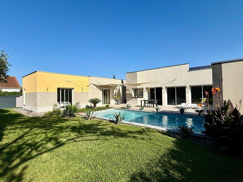 Villa - 160 m² - 5 pièces