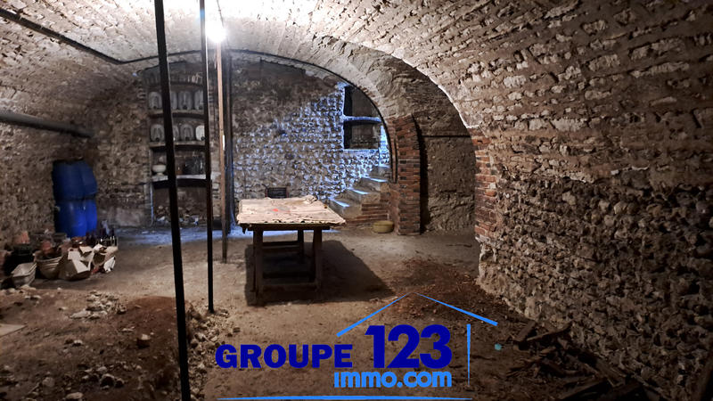 Maison - 225 m² - 6 pièces