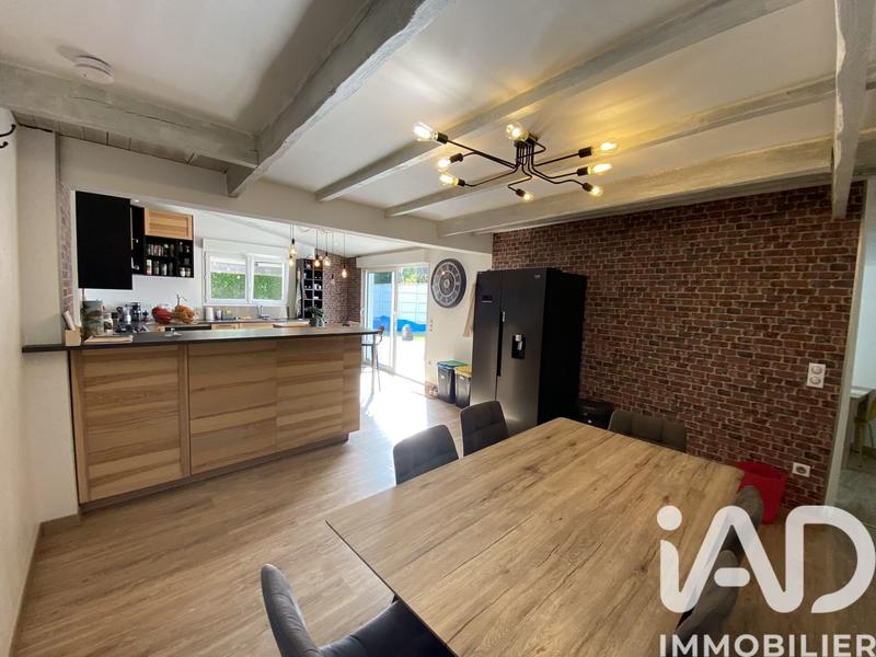 Maison - 205 m² - 5 pièces