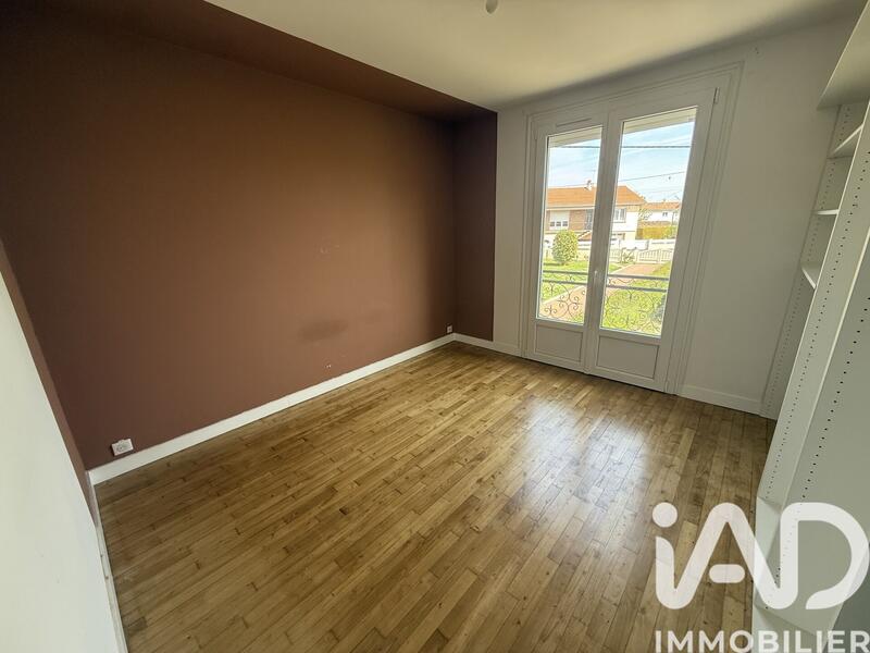 Maison - 122 m² - 4 pièces
