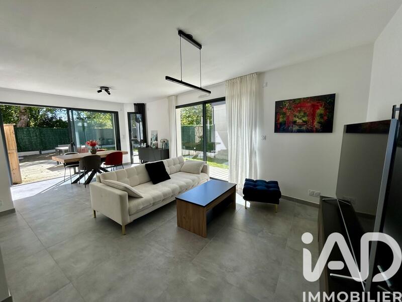 Maison - 115 m² - 5 pièces