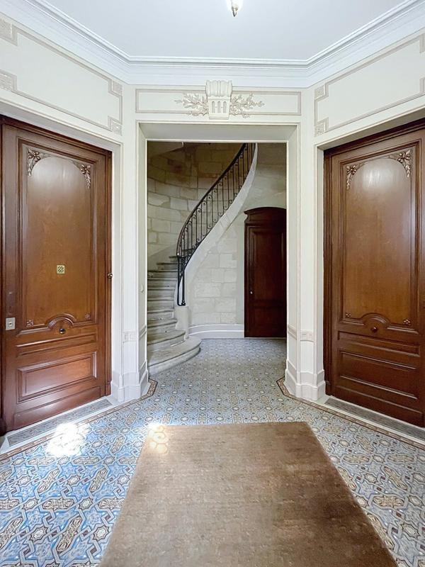 Appartement - 168 m² - 5 pièces