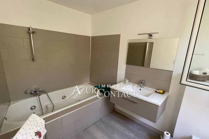 Appartement - 161 m² - 4 pièces