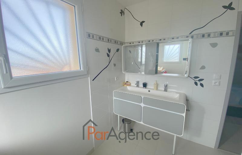 Maison - 122 m² - 5 pièces