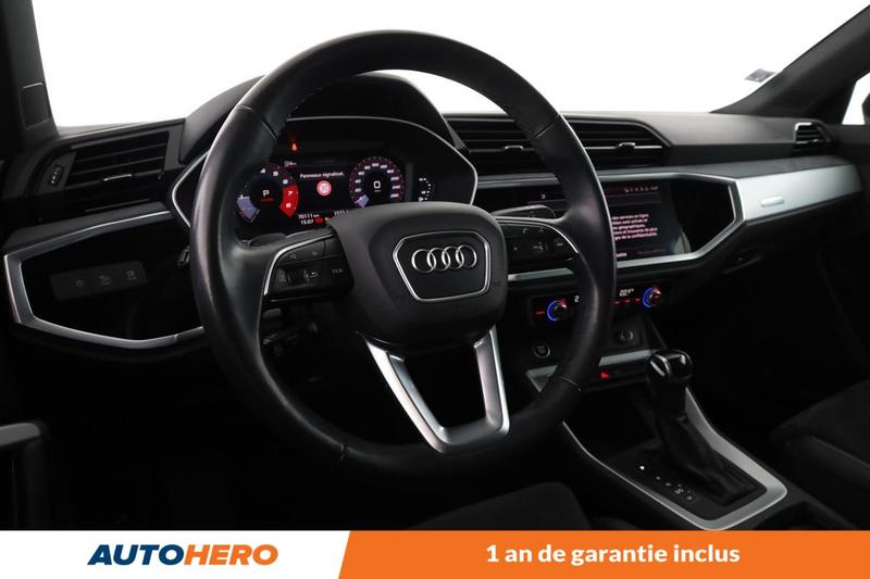 Audi Q3 35 Tfsi Design Luxe s tronic 7 150 ch