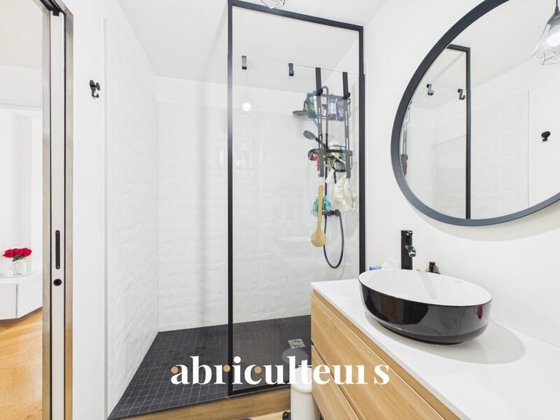 Appartement ancien - 68 m² - 3 pièces