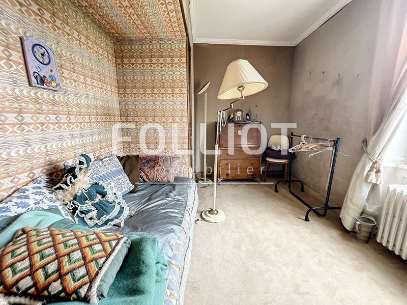 Maison - 230 m² - 10 pièces