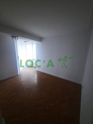 Maison - 79 m² - 4 pièces