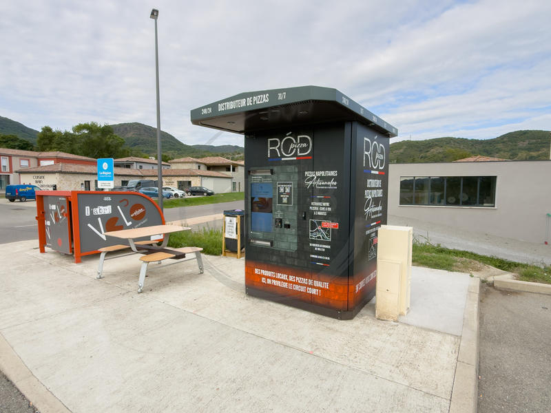 Fonds de commerce - Magasins - 65 m²