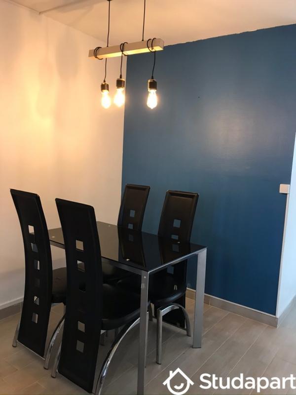 Chambre - 9 m² - 1 pièce