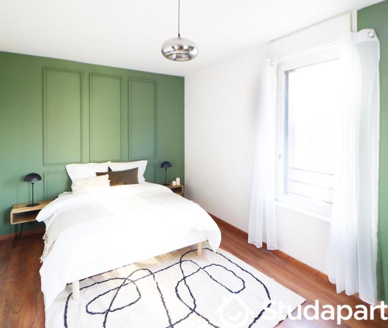 Chambre - 12 m² - 1 pièce