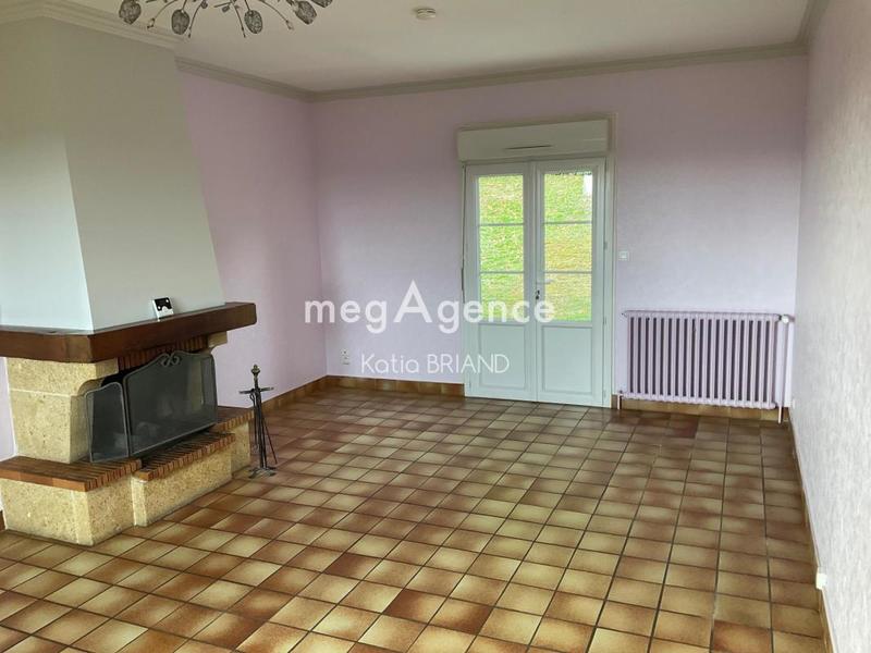 Maison traditionnelle - 83 m² - 4 pièces