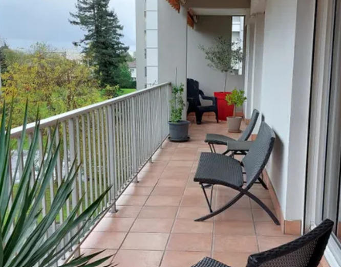 Appartement - 92 m² - 4 pièces