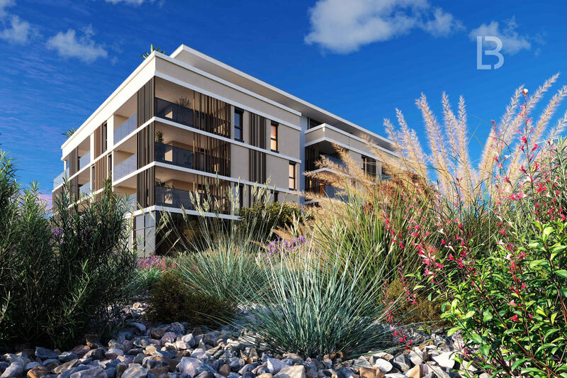 Appartement - 98 m² - 4 pièces