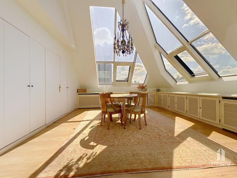 Duplex - 187 m² - 6 pièces