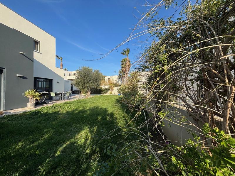 Villa - 150 m² - 4 pièces