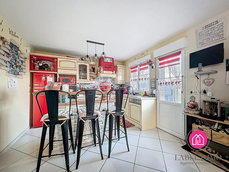 Maison - 102 m² - 5 pièces