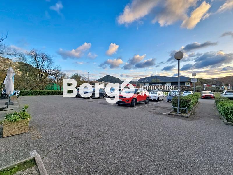 Local commercial - 54 m²