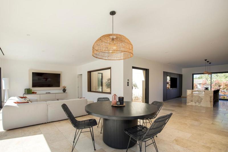 Maison - 168 m² - 5 pièces