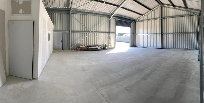 Entrepôt - 150 m²