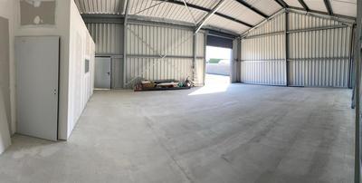 Entrepôt - 150 m²