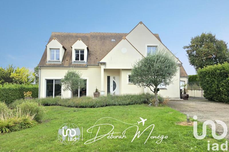 Maison - 195 m² - 8 pièces