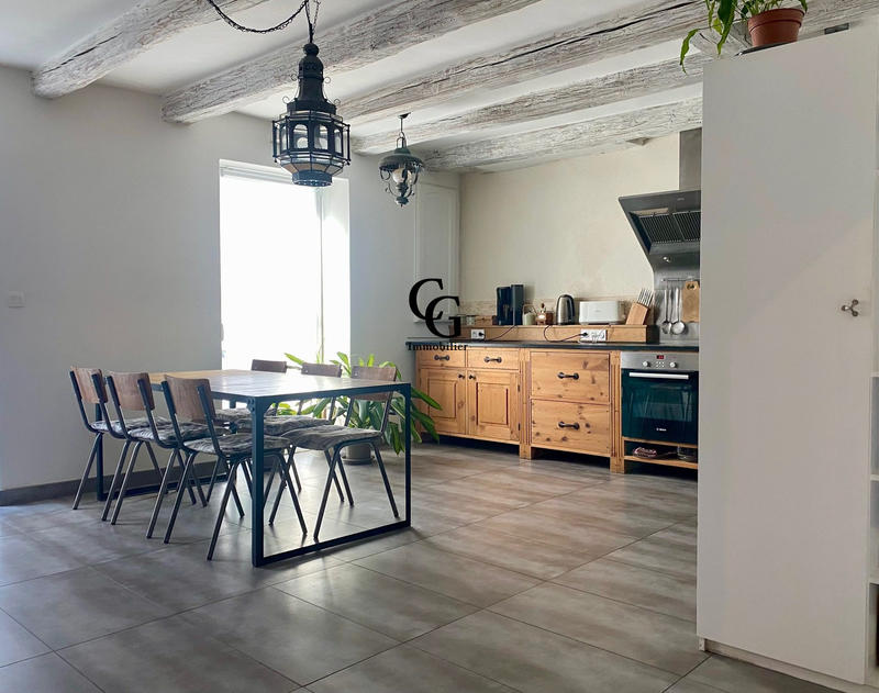 Maison ancienne - 146 m² - 7 pièces