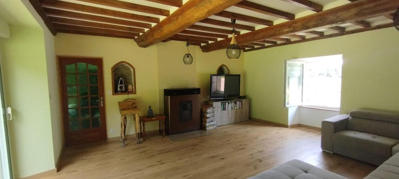 Maison - 140 m² - 7 pièces