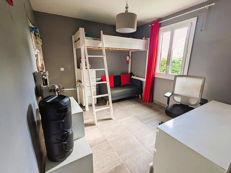 Maison - 120 m² - 4 pièces