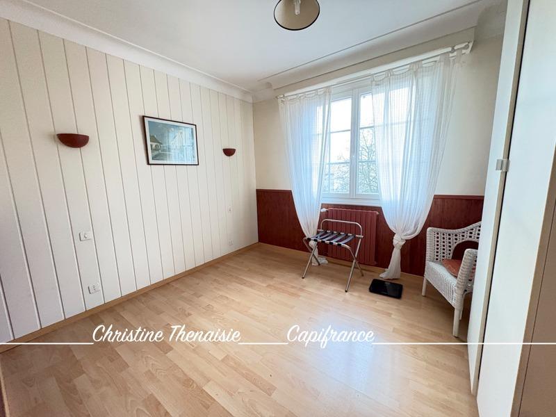 Maison - 164 m² - 8 pièces