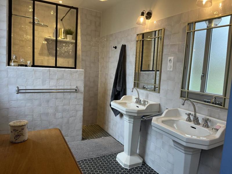 Maison bourgeoise - 226 m² - 8 pièces