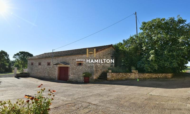 Corps de ferme - 207 m² - 7 pièces