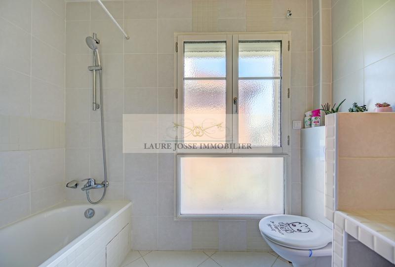 Maison contemporaine - 104 m² - 6 pièces