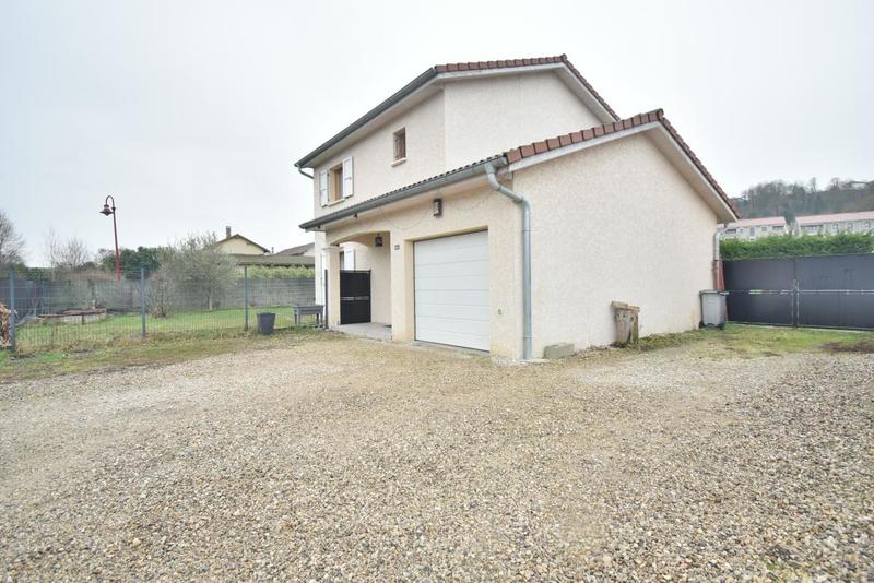 Villa - 92 m² - 4 pièces