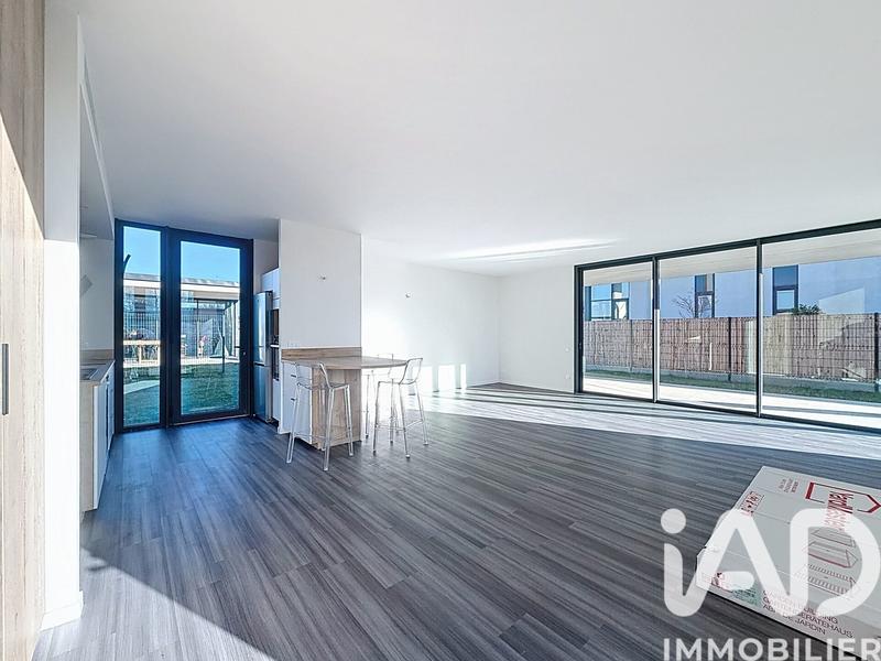 Maison - 104 m² - 5 pièces