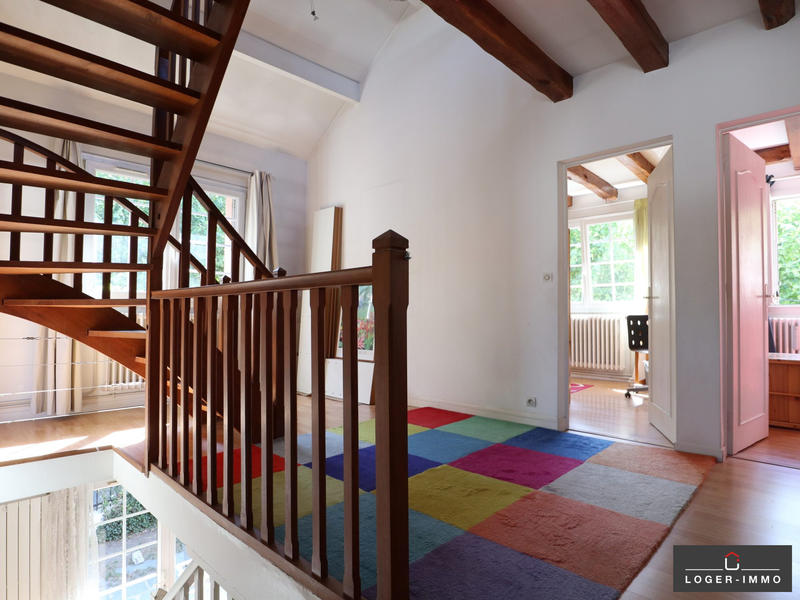 Maison - 148 m² - 8 pièces