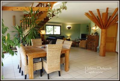 Maison - 160 m² - 7 pièces