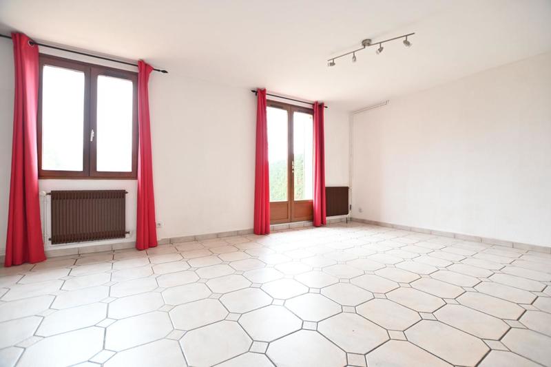 Maison - 93 m² - 4 pièces