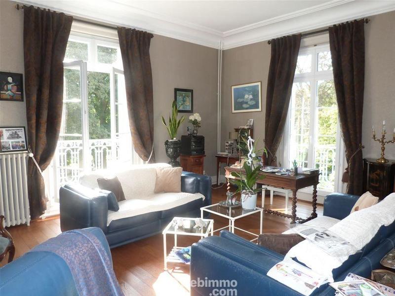 Château - 850 m² - 17 pièces