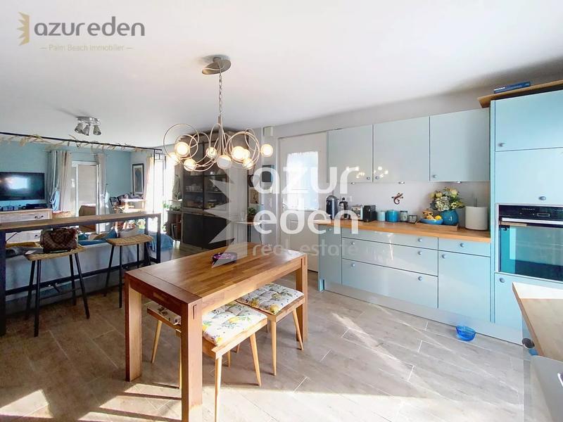 Maison - 94 m² - 4 pièces