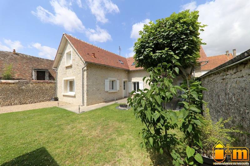 Maison - 138 m² - 6 pièces