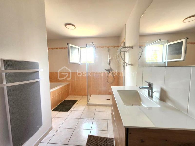 Villa - 179 m² - 5 pièces