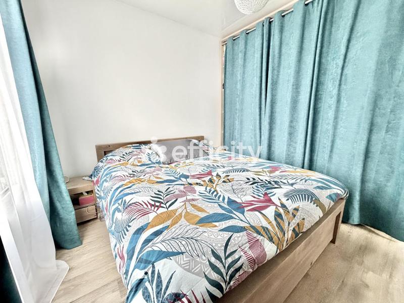 Pavillon - 80 m² - 4 pièces