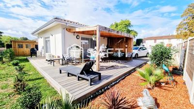 Maison - 95 m² - 4 pièces