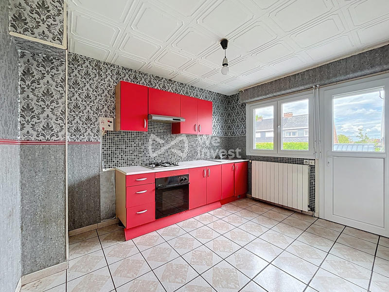 Maison - 85 m² - 5 pièces