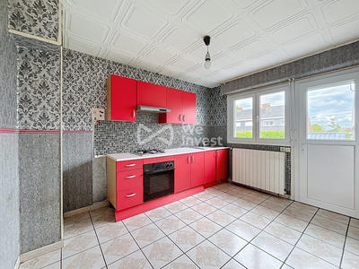 Maison - 85 m² - 5 pièces